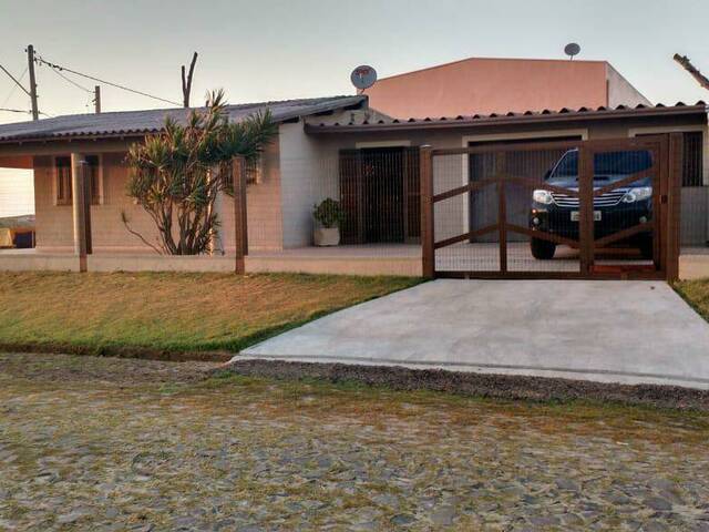#1834 - Casa para Venda em Capão da Canoa - RS